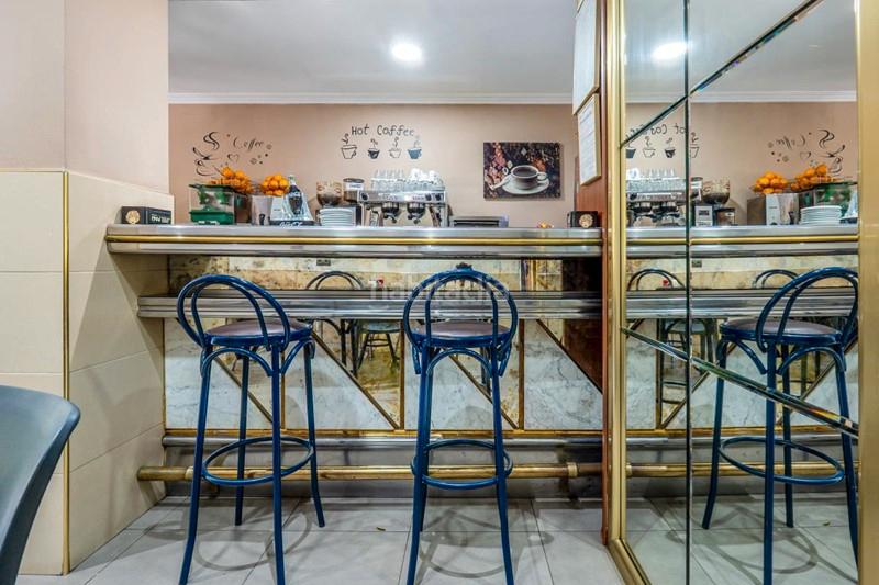 Foto 1cdc6dae-6863-4db8-9a40-7cc3102b6db9. Locale commerciale in plaza del ángel 2 in Barrio de Zaidín Granada