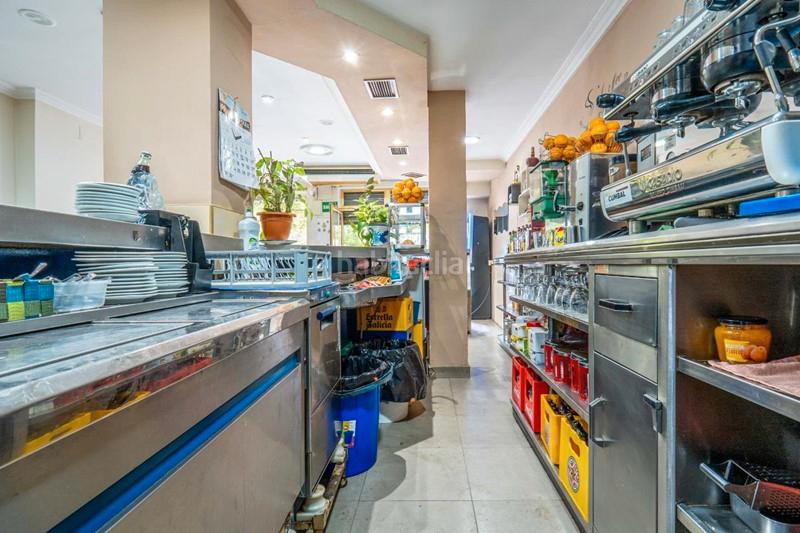 Foto 8b45ab68-6f18-43e1-911c-6ce43ca96890. Locale commerciale in plaza del ángel 2 in Barrio de Zaidín Granada