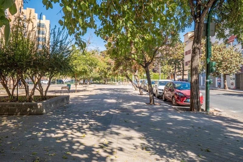 Foto fca242f2-bf09-42a4-aa4e-23eeedb6d1d1. Locale commerciale in plaza del ángel 2 in Barrio de Zaidín Granada