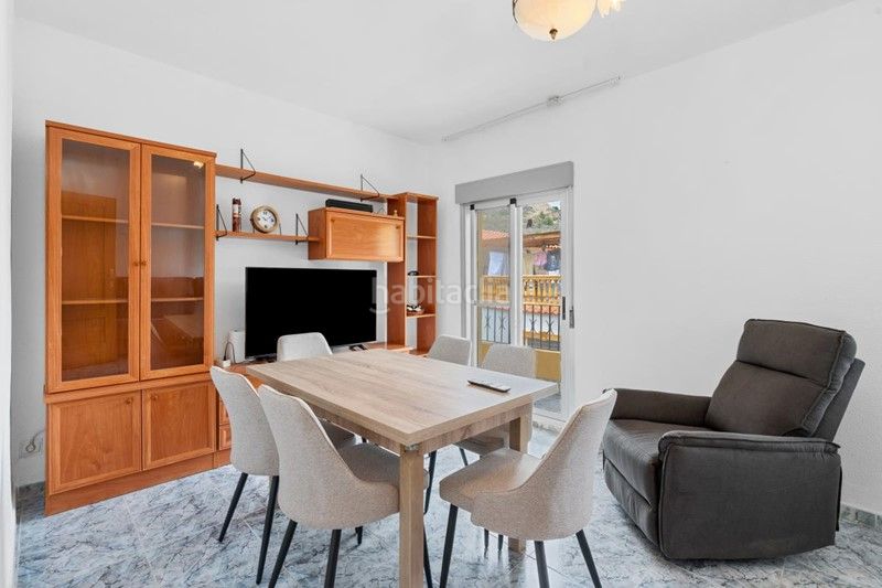 Foto d0da37c7-c33e-4108-bb87-109850ca4c2b. Casa a calle real 24 a Pinar (El)