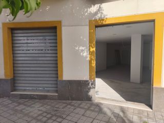 Local Comercial en Calle Calderón