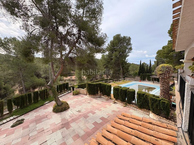 Foto 0c2736f6-0811-42d8-b210-9e5a7d46bd89. Xalet amb piscina a Sax