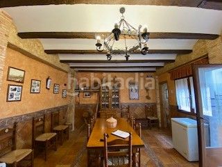 Foto 5890cad4-cb48-48a2-96e3-c2d1cf2167f6. Casa amb aparcament a Sax