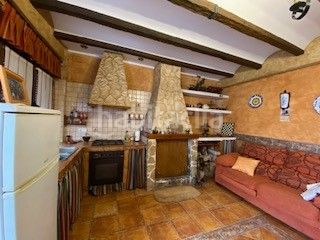 Foto 8962c72a-940f-496b-8b1b-b572d04e92d3. Casa amb aparcament a Sax