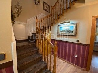 Foto c596cabe-76e8-4f28-9d16-cef566eaae2d. Casa amb aparcament a Sax