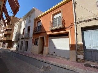 Casa in Sax. Una casa con alma en el corazón de saximagina vivir en una casa