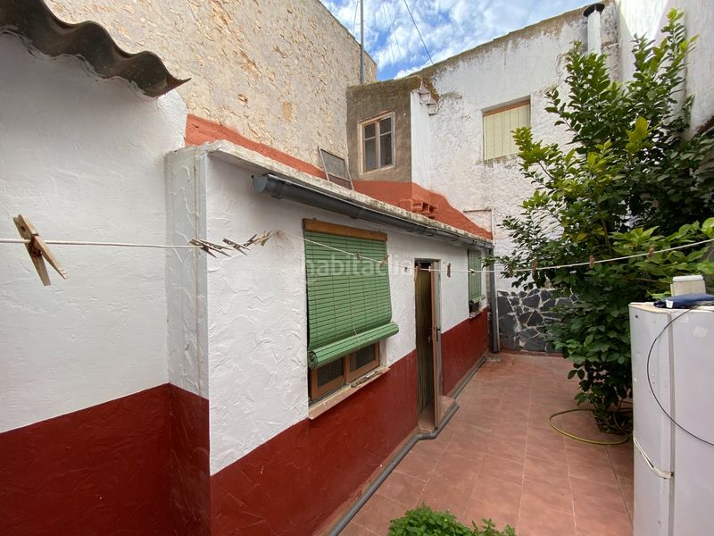Foto 68559066-ab6d-4e43-811c-0a1f3f25ed96. Casa amb aparcament a Sax