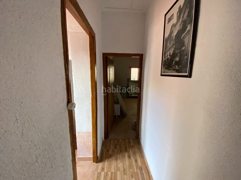 Foto c3e96592-aecd-4f91-8f24-cc56a60473c3. Casa amb aparcament a Sax