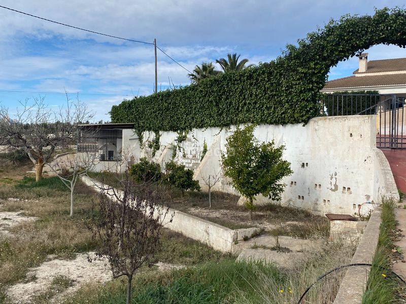 Foto 99616c44-4eaa-4b0e-8149-dbf565803d17. Casa amb calefacció aparcament piscina a Sax