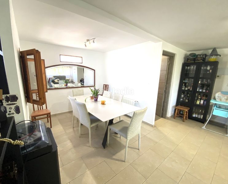 Foto 2b319f70-9432-413d-bb77-337627279191. Casa con parcheggio in Sax