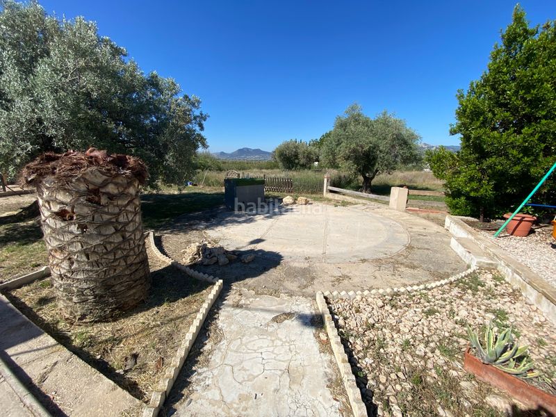 Foto be2240f6-8a92-43be-9a92-332b326d6e44. Casa con parcheggio in Sax