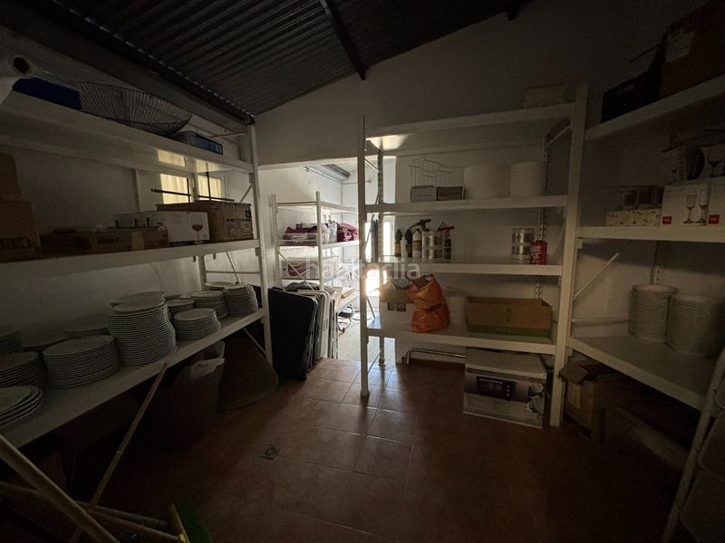 Foto baf17382-b868-42b6-a79d-2c335b31d823. Casa amb piscina a Sax