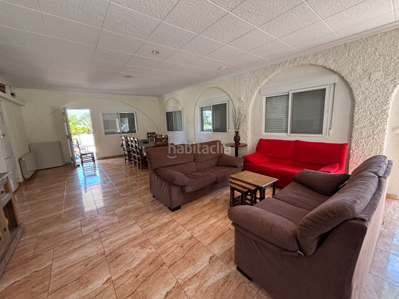 Foto d107f7a8-540c-4bcc-ac28-fabeb116eb5d. Casa amb piscina a Sax