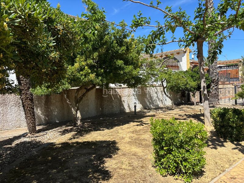 Foto d3237823-99f5-403a-9aeb-4659c7f0dc29. Casa amb piscina a Sax