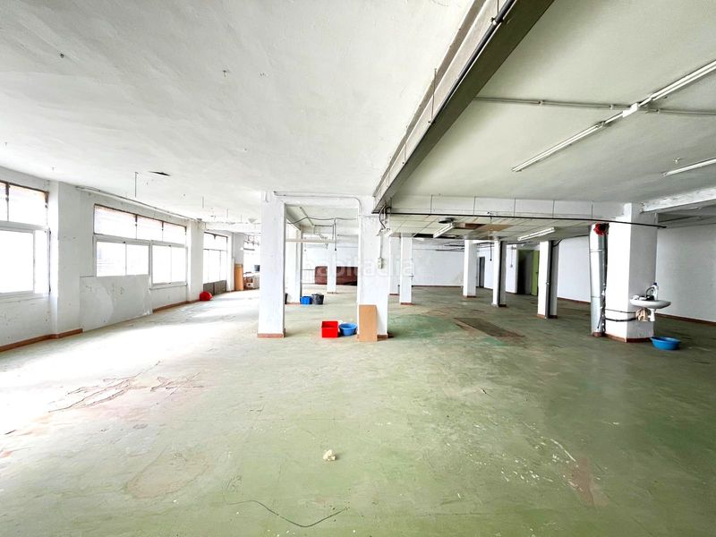 Foto d4d85442-4b5f-4494-b282-edf8300ccf64. Edificio in Sax