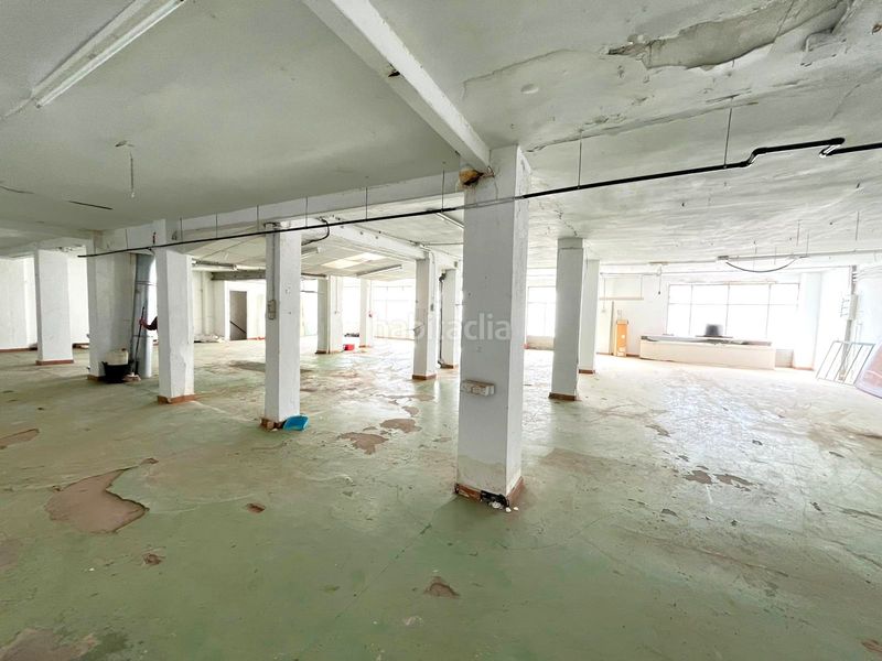 Foto f27daf9d-4356-4bdd-b4cf-c7ce41a8afd8. Edificio in Sax