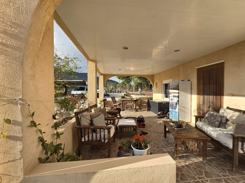 Foto 0b1dffed-da16-45cb-9182-34e24c26c536. Casa amb piscina a Sax