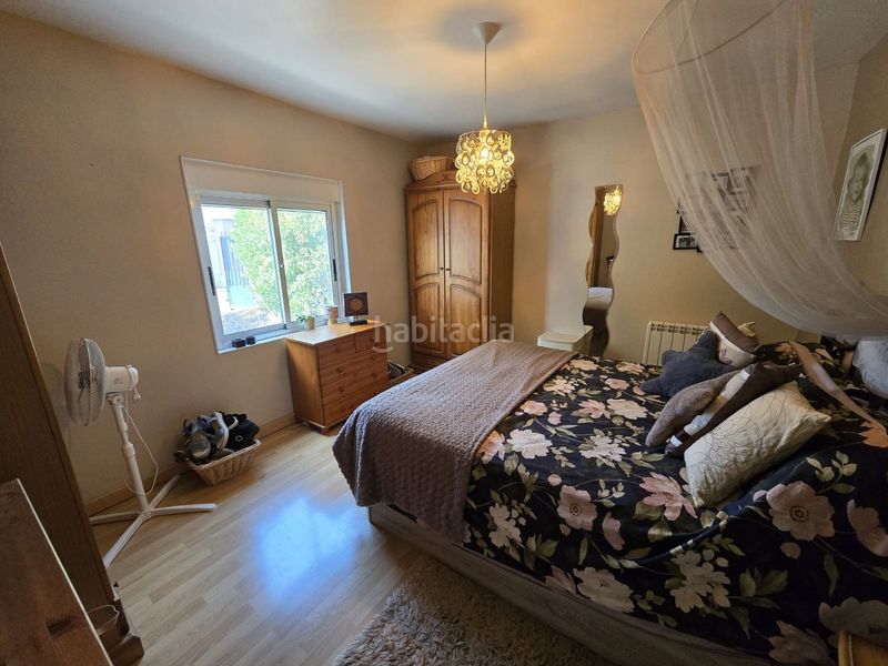 Foto f6f19c0a-f9c6-4e3a-b049-88b0af9a6754. Casa amb piscina a Sax