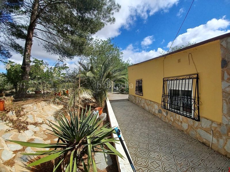 Foto 0f18878f-1d21-4f61-b1ce-67784f2d5c49. Casa amb piscina a Sax