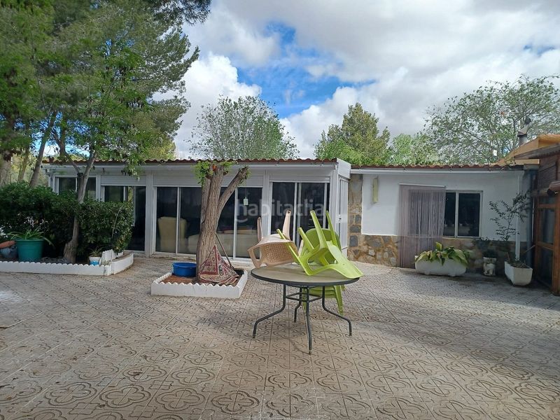 Foto e0d5db5f-f202-4e39-ad26-da82a841d943. Casa amb piscina a Sax