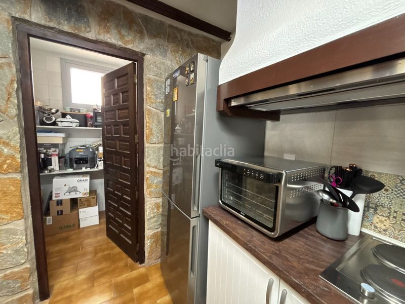 Foto 4c729dd4-33fe-4bfd-ba81-ea68e8b93f8b. Casa amb aparcament piscina a Petrer