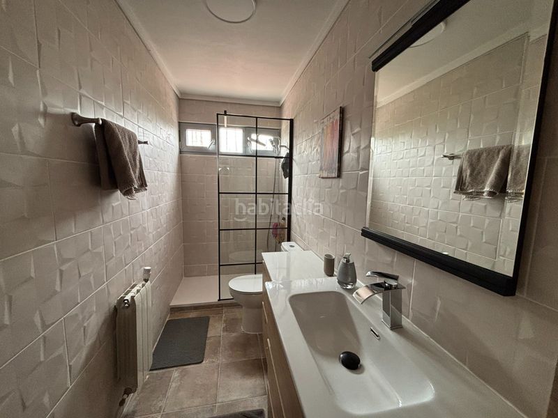 Foto 5764f632-c510-4de4-86d4-9b0dc19b6e6f. Casa amb aparcament piscina a Petrer