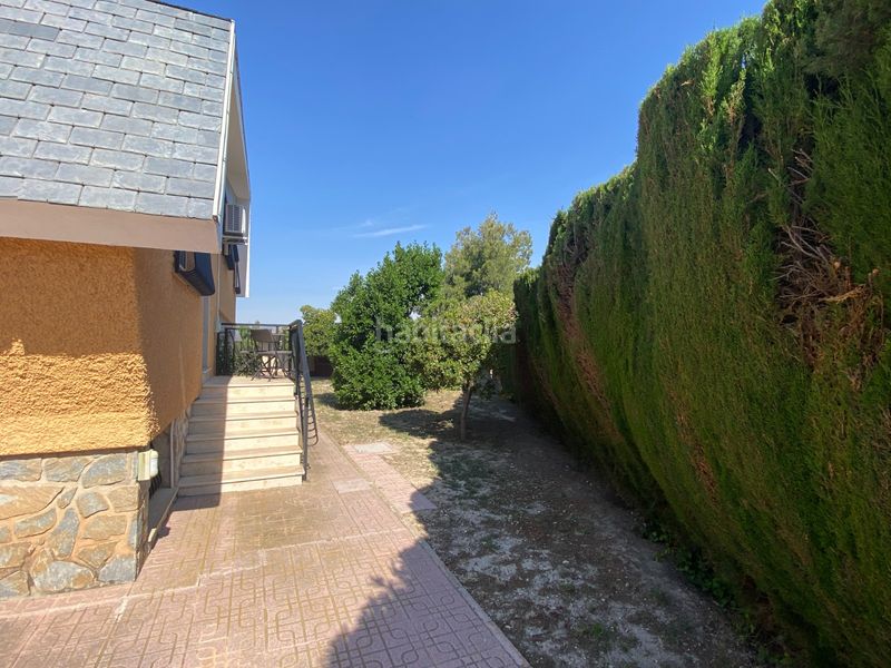 Foto 5f7e6e0d-0476-48e0-9c50-1d7ce6b45bc3. Casa amb aparcament piscina a Petrer