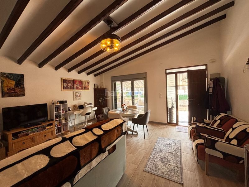 Foto 918449aa-1363-4309-9f7b-251a232d54e1. Casa amb aparcament piscina a Petrer