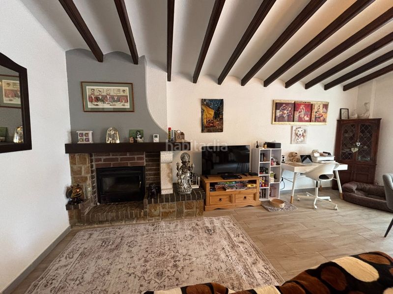 Foto c3695277-6c0c-42db-8e93-b6f1b2310531. Casa amb aparcament piscina a Petrer