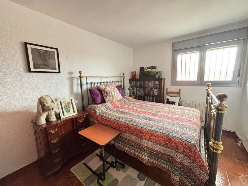 Foto c5e8de89-4b70-4585-bf8d-89cc069c4d77. Casa amb aparcament piscina a Petrer