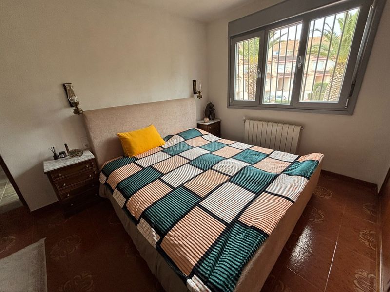 Foto c88a1764-ae03-4d98-a871-e2a7f7cdbb13. Casa amb aparcament piscina a Petrer