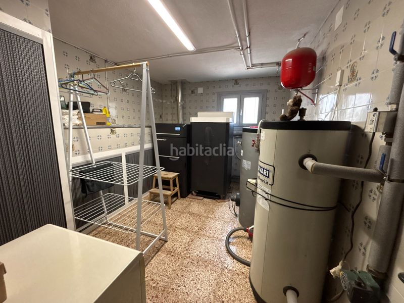 Foto f91cfdf5-635f-4c40-93f7-ebf46a6beeaf. Casa amb aparcament piscina a Petrer