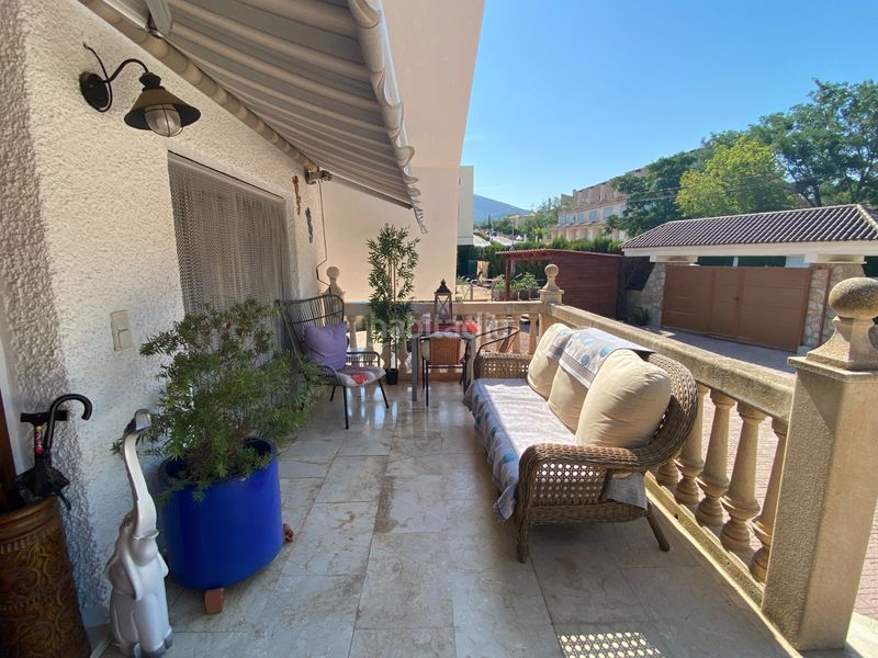 Foto fd065968-f0f1-45a1-8eee-edf0d845f86f. Casa amb aparcament piscina a Petrer