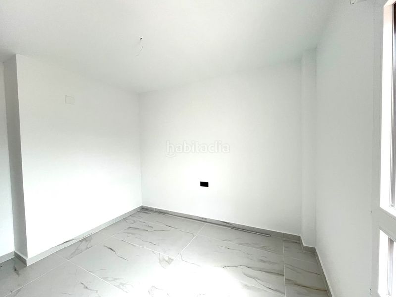 Foto ee2ee833-8dba-4ead-be33-41b71de9696a. Pis amb aparcament a Petrer
