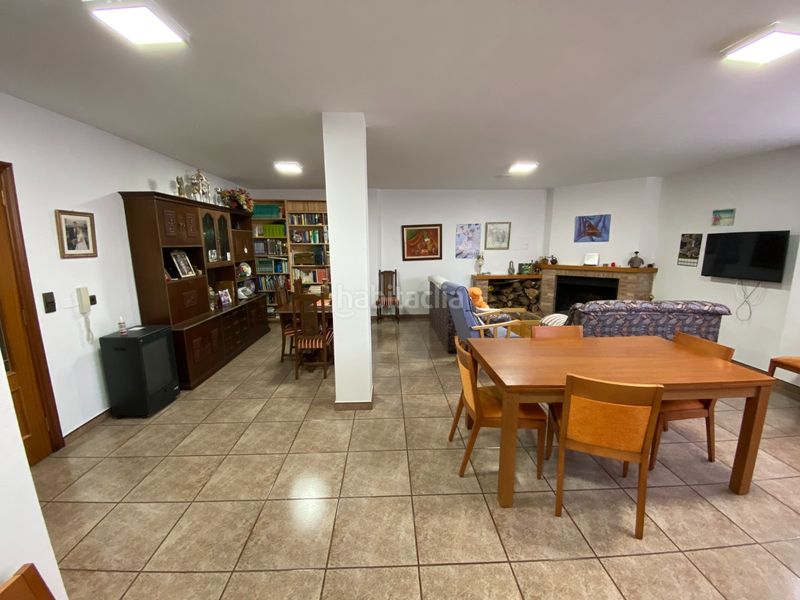 Foto 621992f6-ef27-4a40-8ad9-a89c757bff73. Casa amb aparcament piscina a Sax