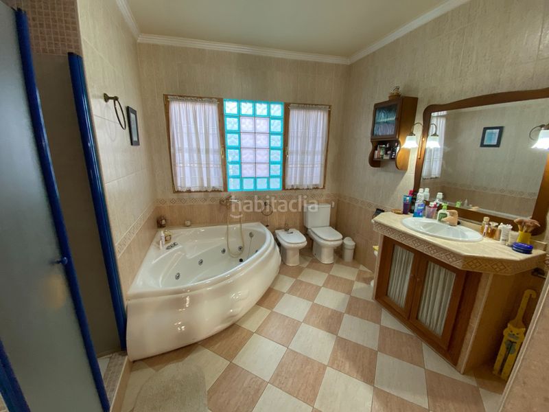Foto 0b3a5abe-1826-4e72-a9a2-b3e3a5e56ae2. Casa con parcheggio piscina in Sax