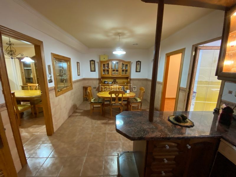 Foto 43964903-90ab-403e-b5a3-fe163f6d0912. Casa con parcheggio piscina in Sax