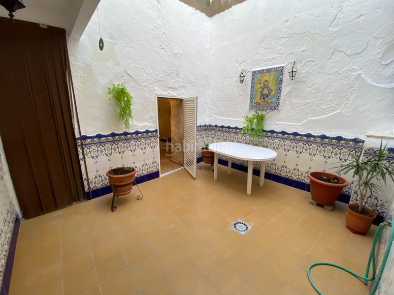 Foto 96d93bb5-1a54-4768-a25b-87f3d6096aff. Casa con parcheggio piscina in Sax