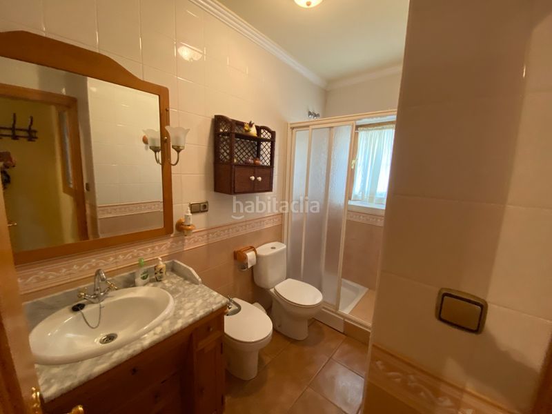 Foto e2a86dff-4158-4679-959f-5904db0708ad. Casa con parcheggio piscina in Sax