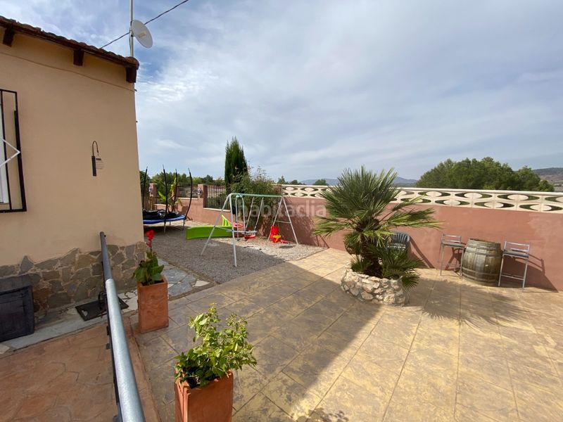 Foto 591c9307-a6ac-421d-99fe-fe1d7a92c02b. Casa amb piscina a Sax
