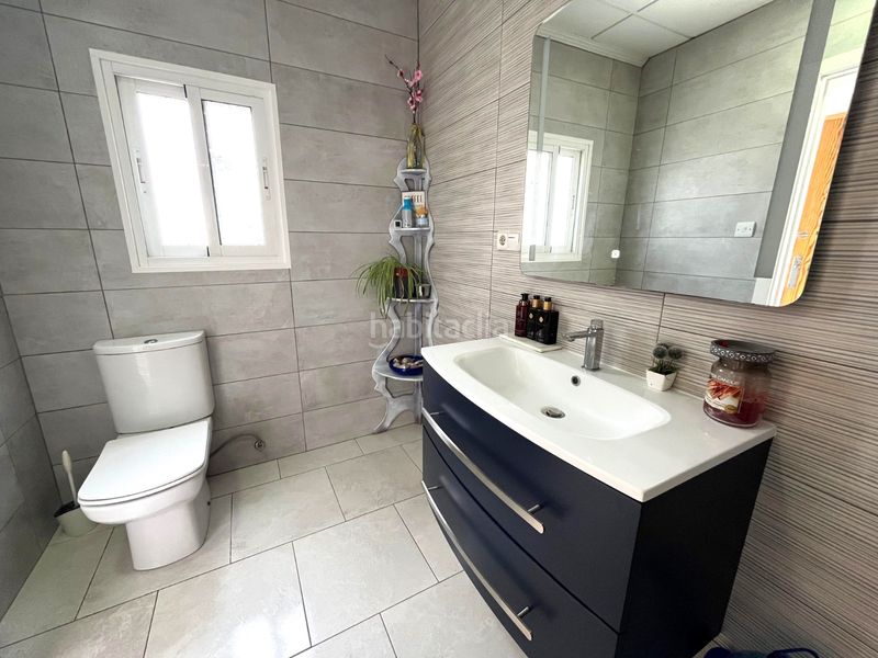 Foto 3a791560-e1de-4985-8a8b-325a7343171a. Casa amb piscina a Sax