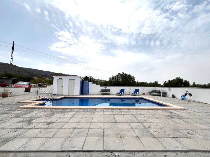Foto 82952767-bc01-432a-ab4f-1987845b827b. Casa amb piscina a Sax