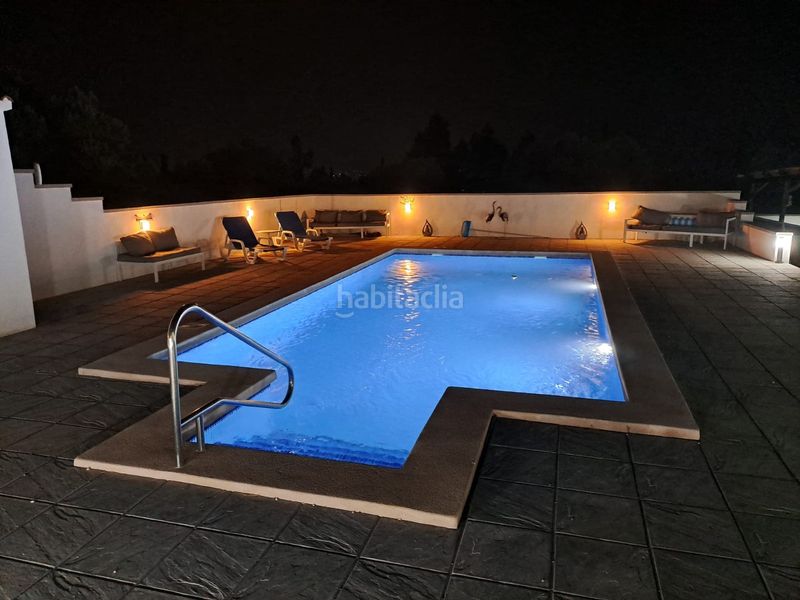 Foto e076945a-3f81-46aa-99ed-299aebd9d04c. Casa amb piscina a Sax