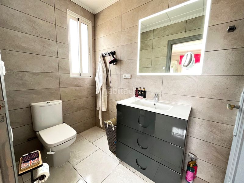 Foto e1c5708e-a419-42ba-8743-4ad8f7fe5a2e. Casa amb piscina a Sax