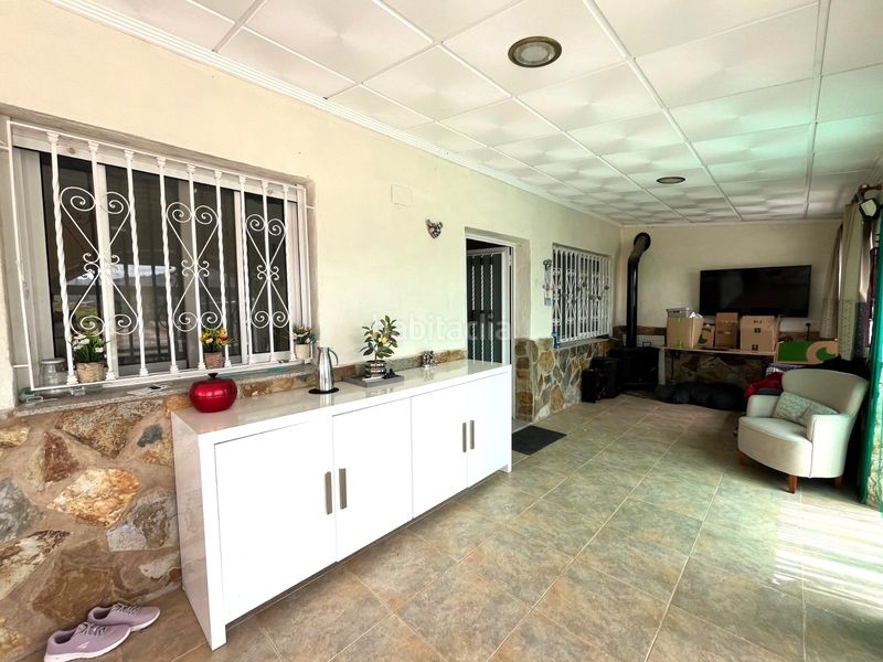 Foto f82a4b40-dfcd-4f79-b69c-e05d69e2fda7. Casa amb piscina a Sax