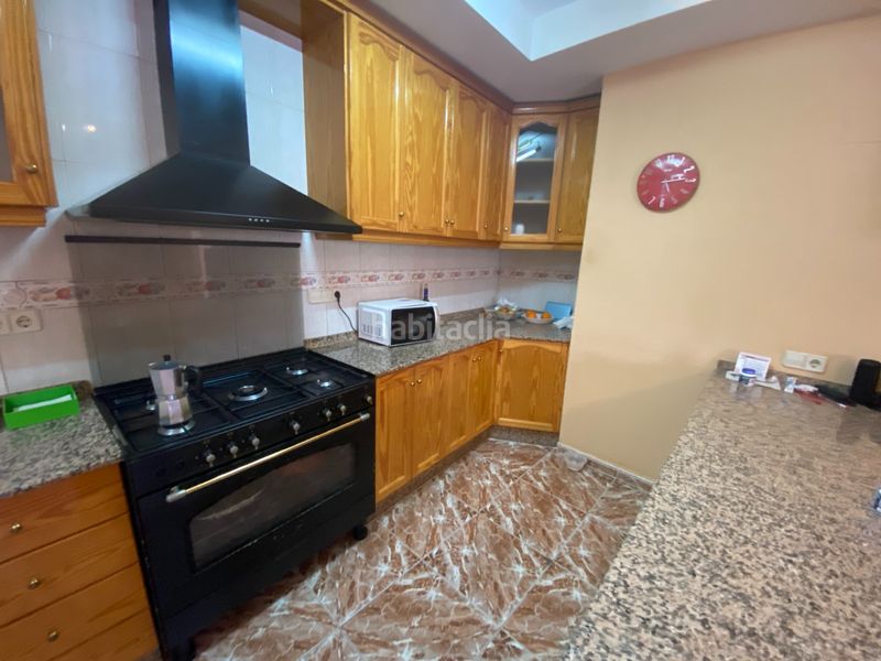 Foto da18e8e8-6352-4f27-a3e6-35cb1b559c84. Casa adossada amb calefacció aparcament a Sax