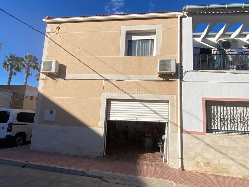 Foto f5be5ee6-d65c-4344-ac4f-a7c22dd18877. Casa adossada amb calefacció aparcament a Sax