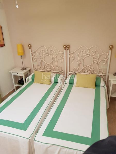 Foto bedb794e-b2b4-4936-abb2-e889da2859ae. Affitto casa a schiera in calle los cipreses 2 in Almuñécar