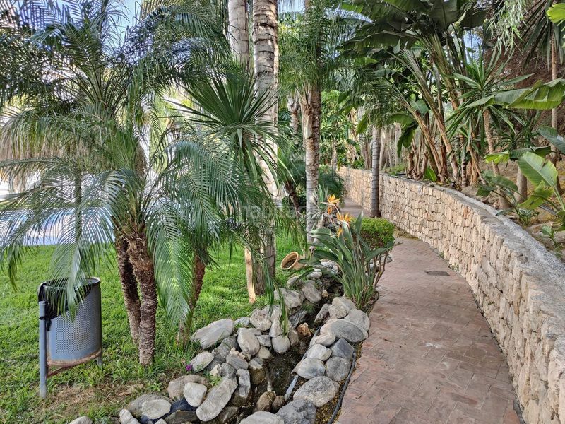 Foto b82e0250-75a6-4bd2-af92-e8238f8ca5e0. Piso en calle barranco los marinos 2 en Cotobro Almuñécar