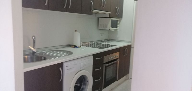 Foto 3a68ad17-04f3-401a-a974-5c9007cd4de3. Rent flat in plaza doctor álvarez 0 in Almuñecar centro Almuñécar